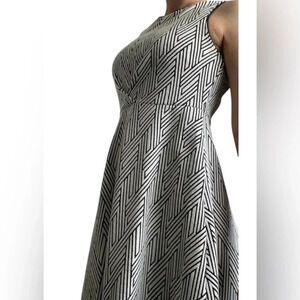 Banana republic striped dress with pockets size 6